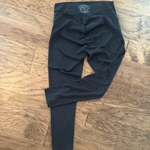 Gymshark Legacy Regular Leggings no front seam with booty scrunch- size XXL